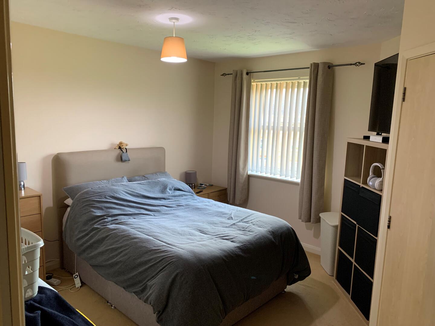Flat Glenfrith Close in Leicester