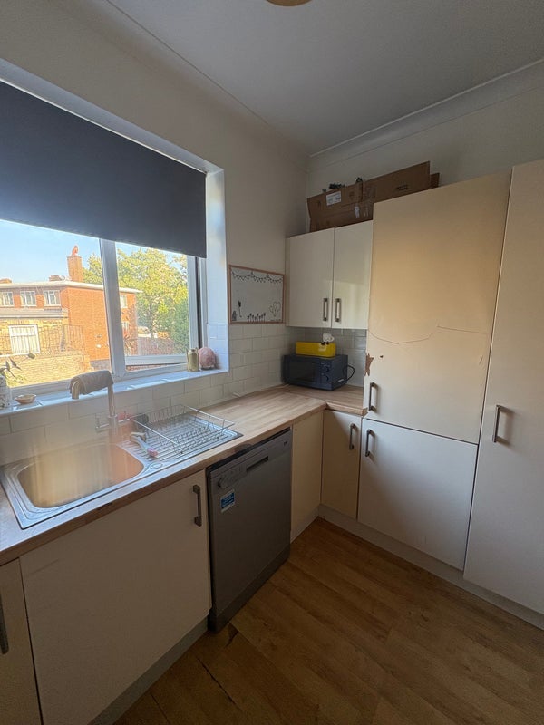 Room Penn Road in Greater London