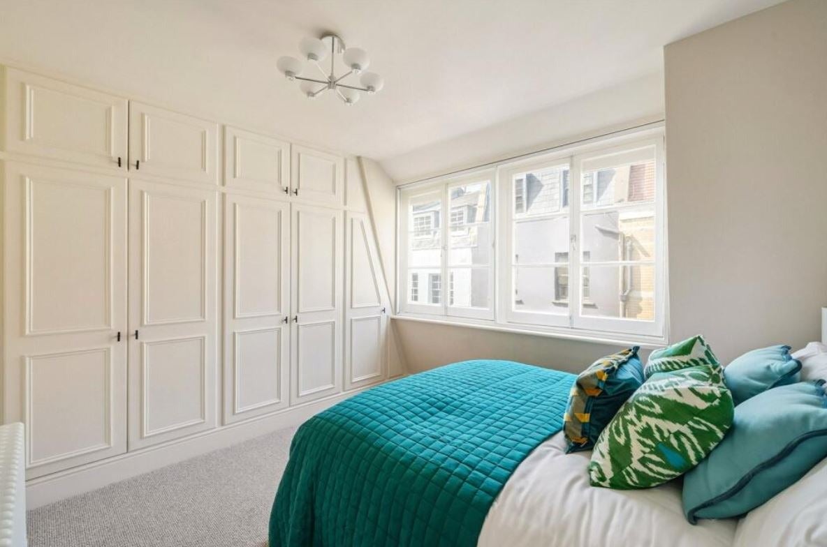 Flat Frith Street in City of Westminster