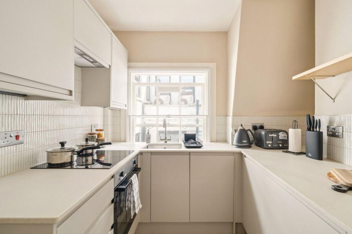 Flat Frith Street in City of Westminster