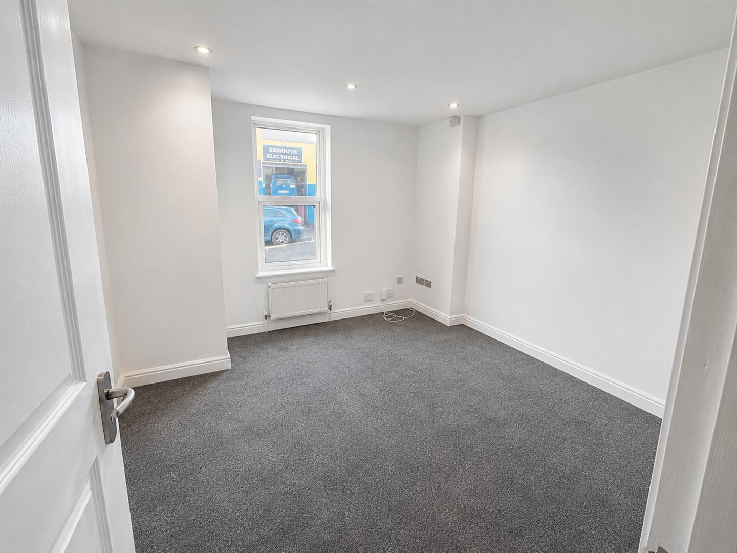 Flat Southmead Road in Bristol