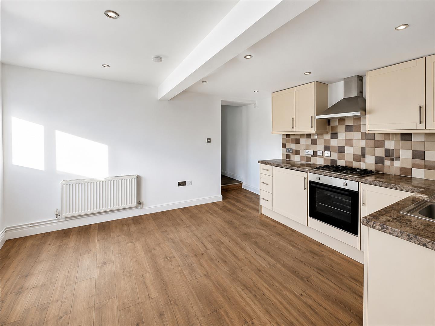 Flat Southmead Road in Bristol