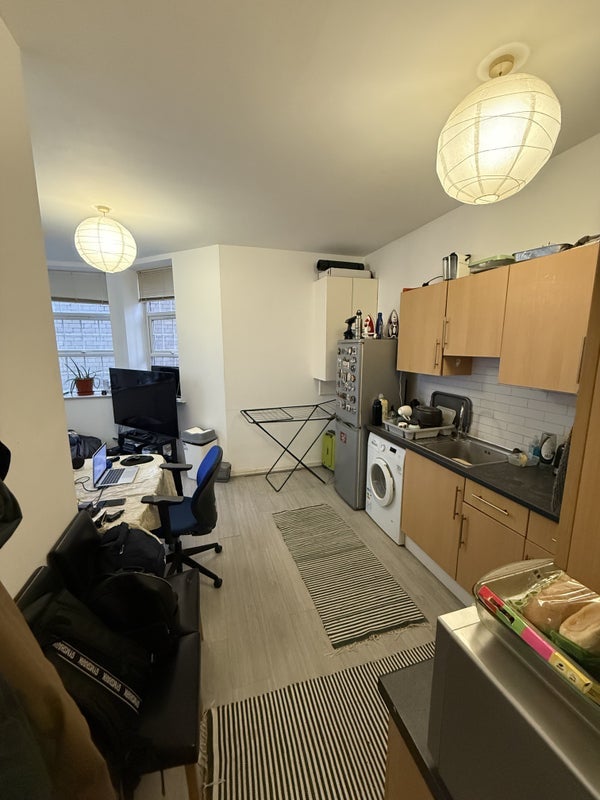 Room Carter Place in Greater London
