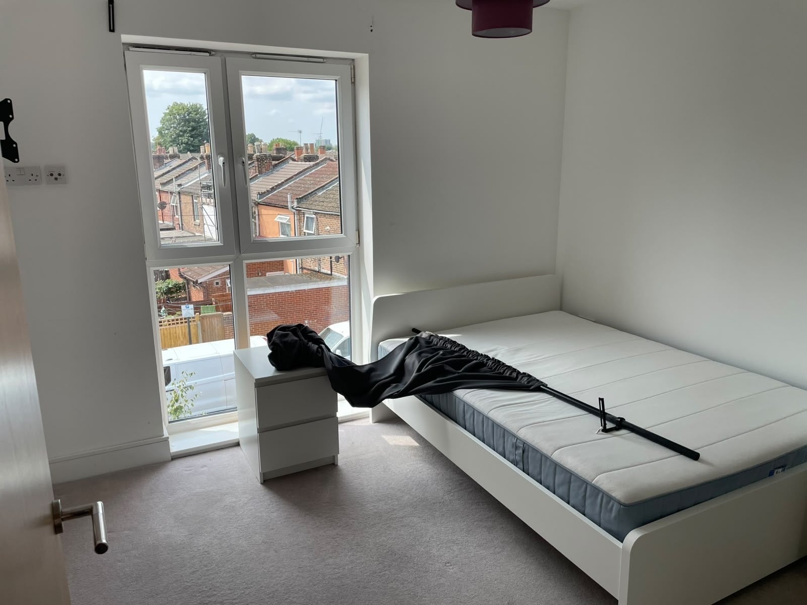 Flat Meridian Way in Southampton