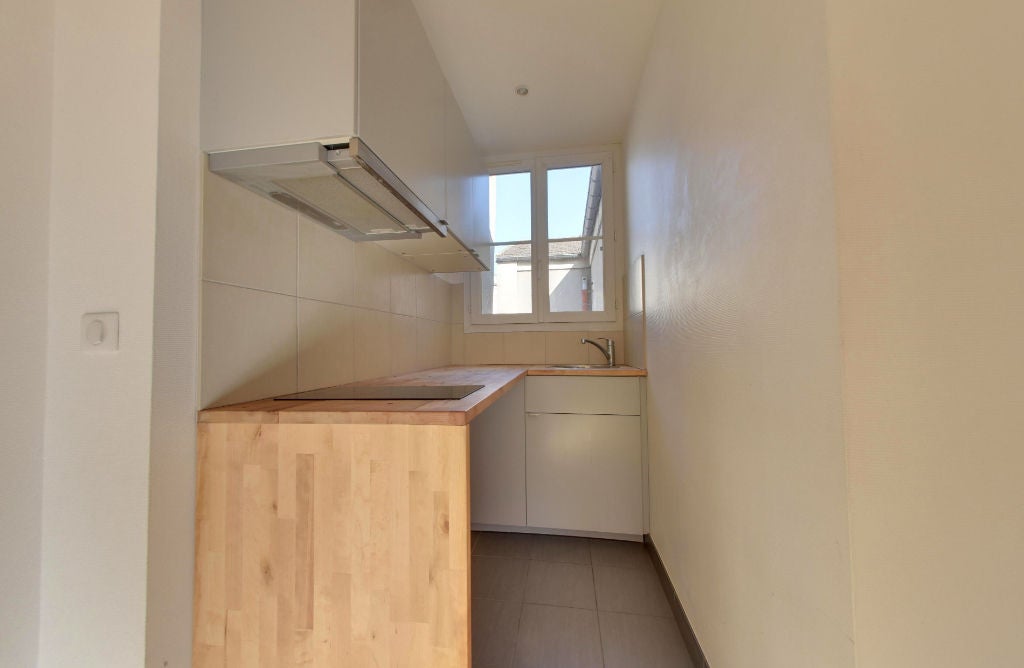 Flat Grande Rue Charles de Gaulle in Nogent-sur-Marne