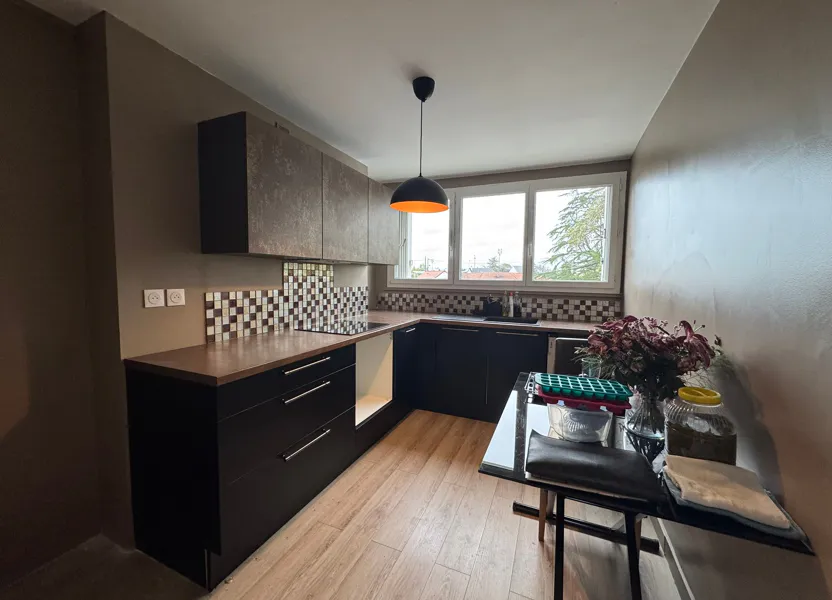 Flat Rue Georges Lecomte in Fleury-les-Aubrais