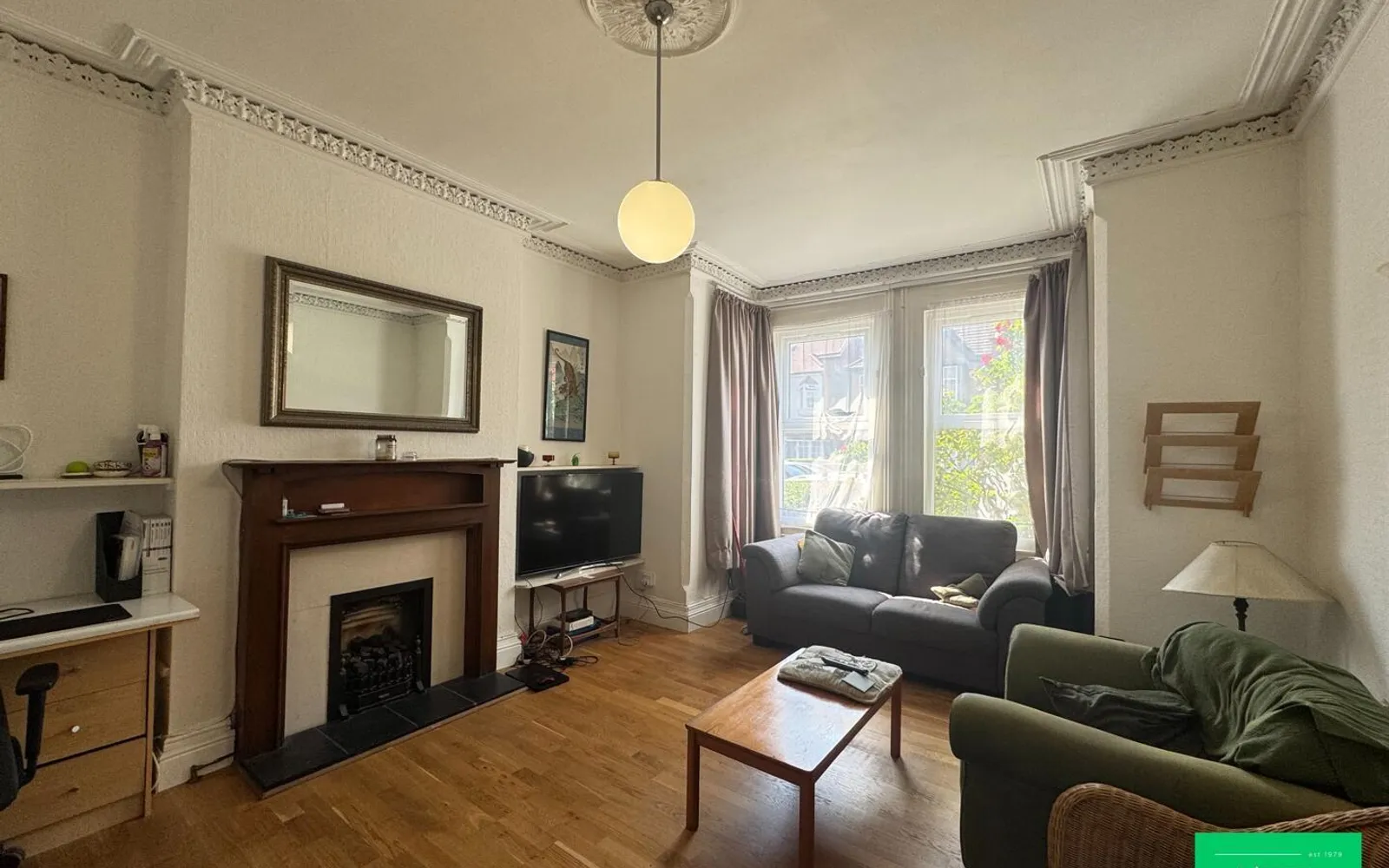 Flat East End Road in Greater London
