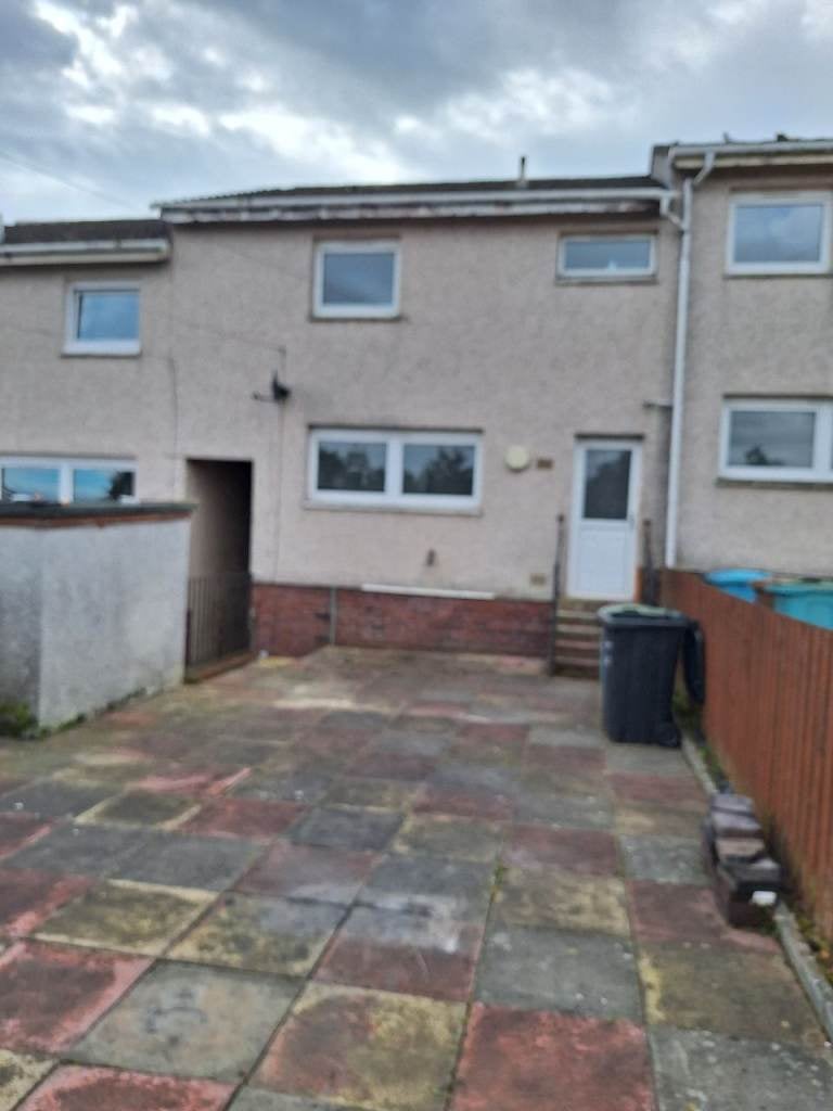 House Cluanie Avenue in Shotts