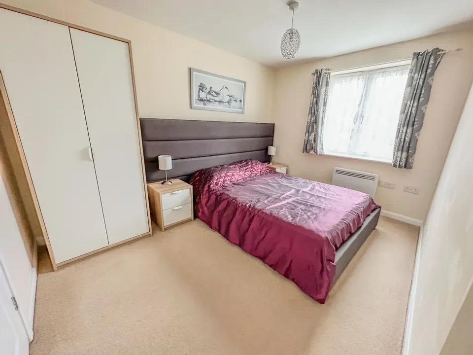 Flat New Forest Way in Leeds
