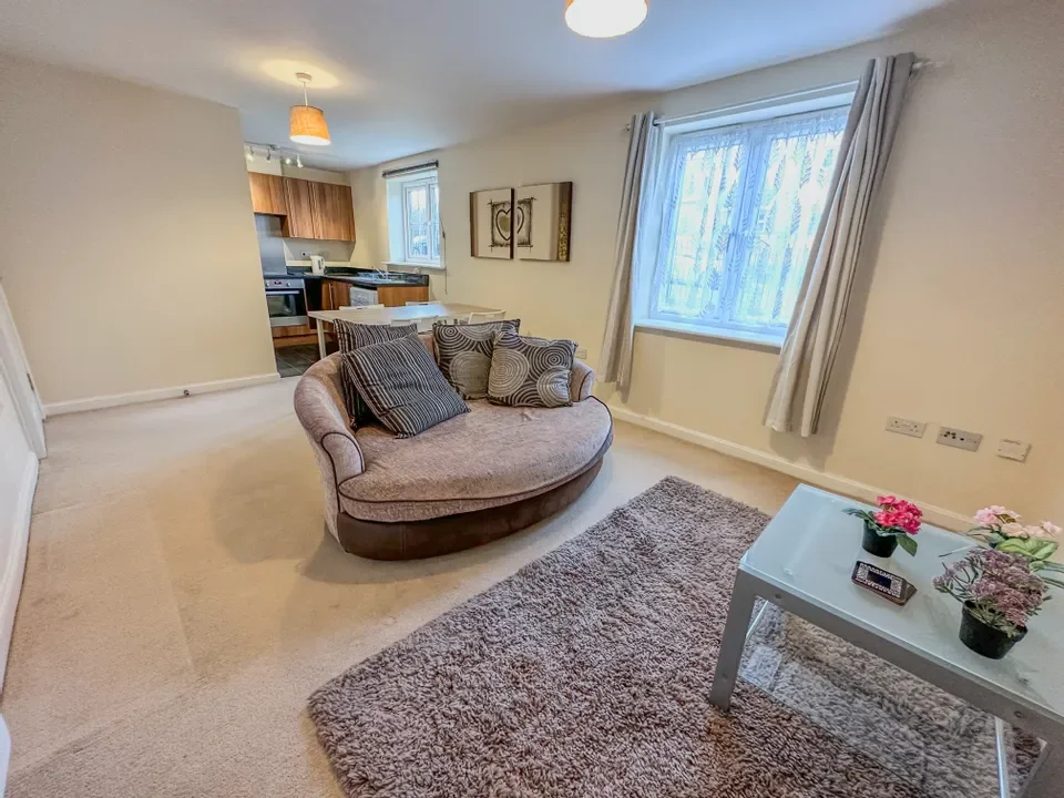 Flat New Forest Way in Leeds
