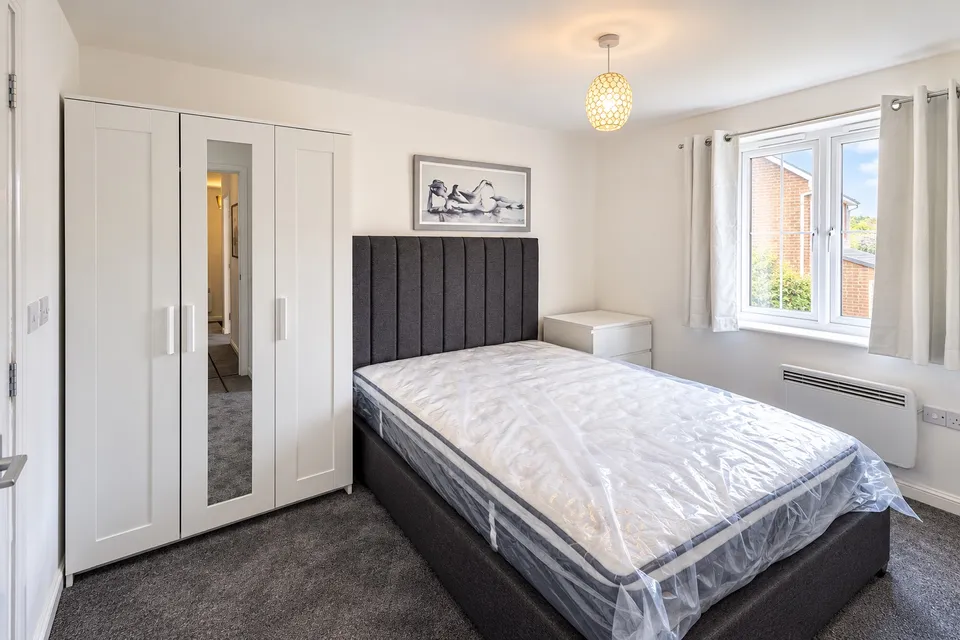 Flat New Forest Way in Leeds