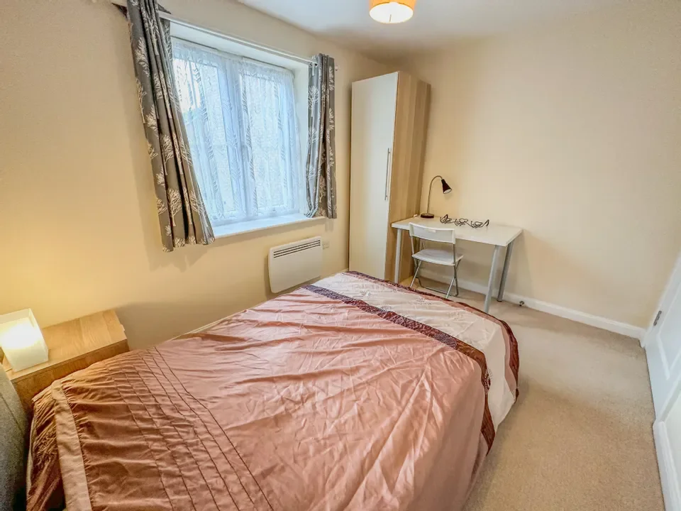 Flat New Forest Way in Leeds