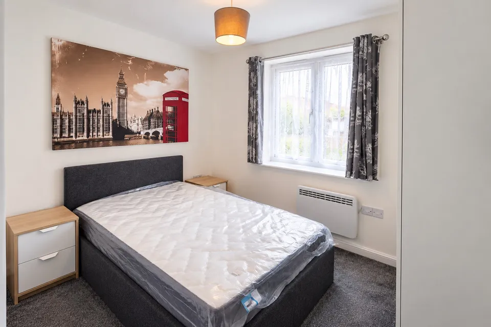 Flat New Forest Way in Leeds