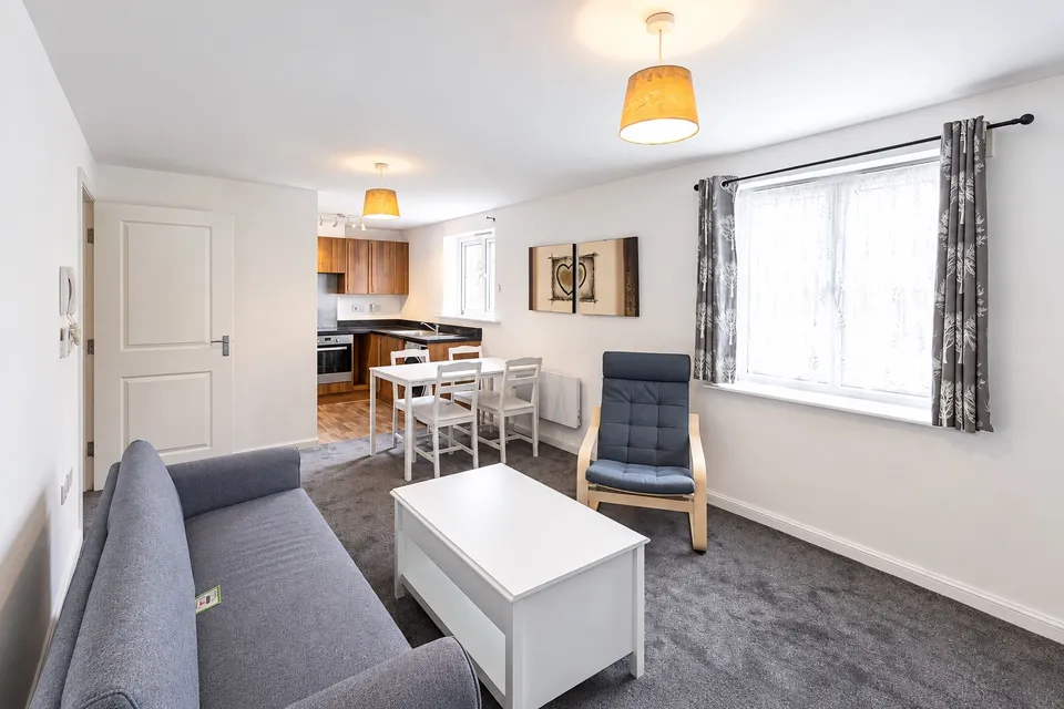 Flat New Forest Way in Leeds