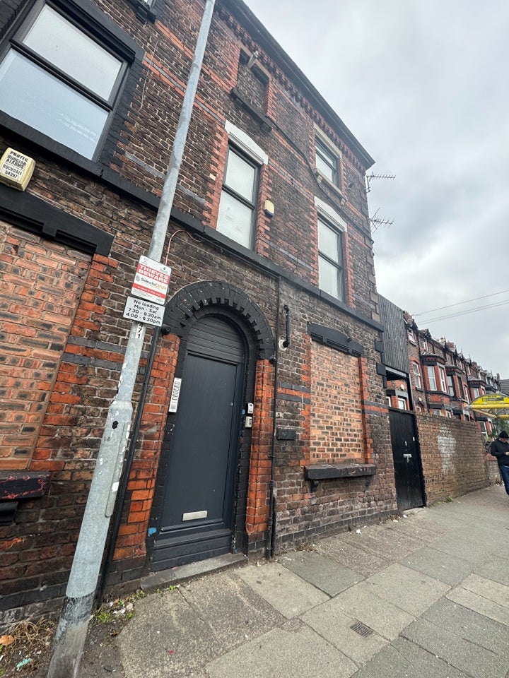 Room Rathbone Road in Liverpool