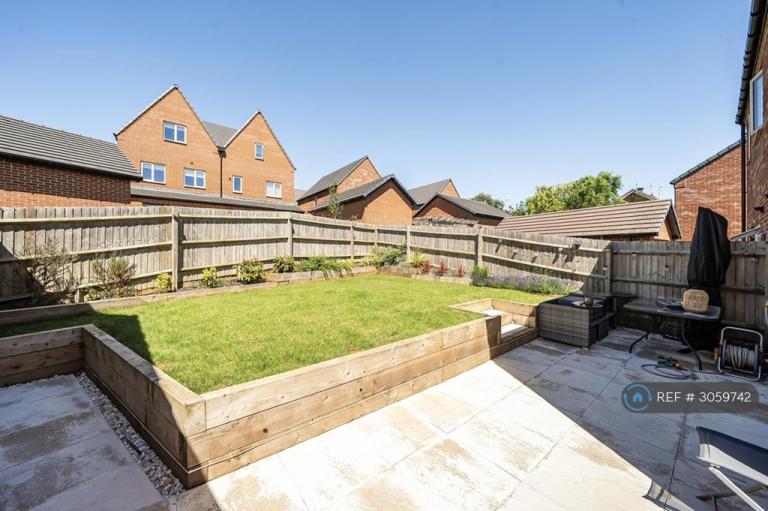House Upton Close in Cherwell District
