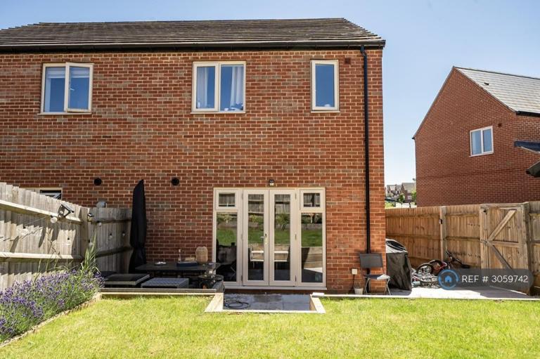 House Upton Close in Cherwell District