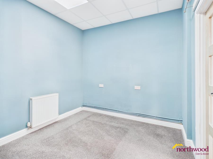 Flat Goldenhill Road in Stoke-On-Trent