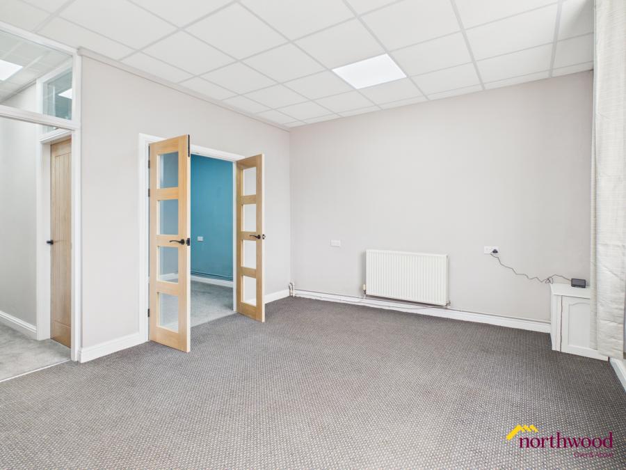 Flat Goldenhill Road in Stoke-On-Trent