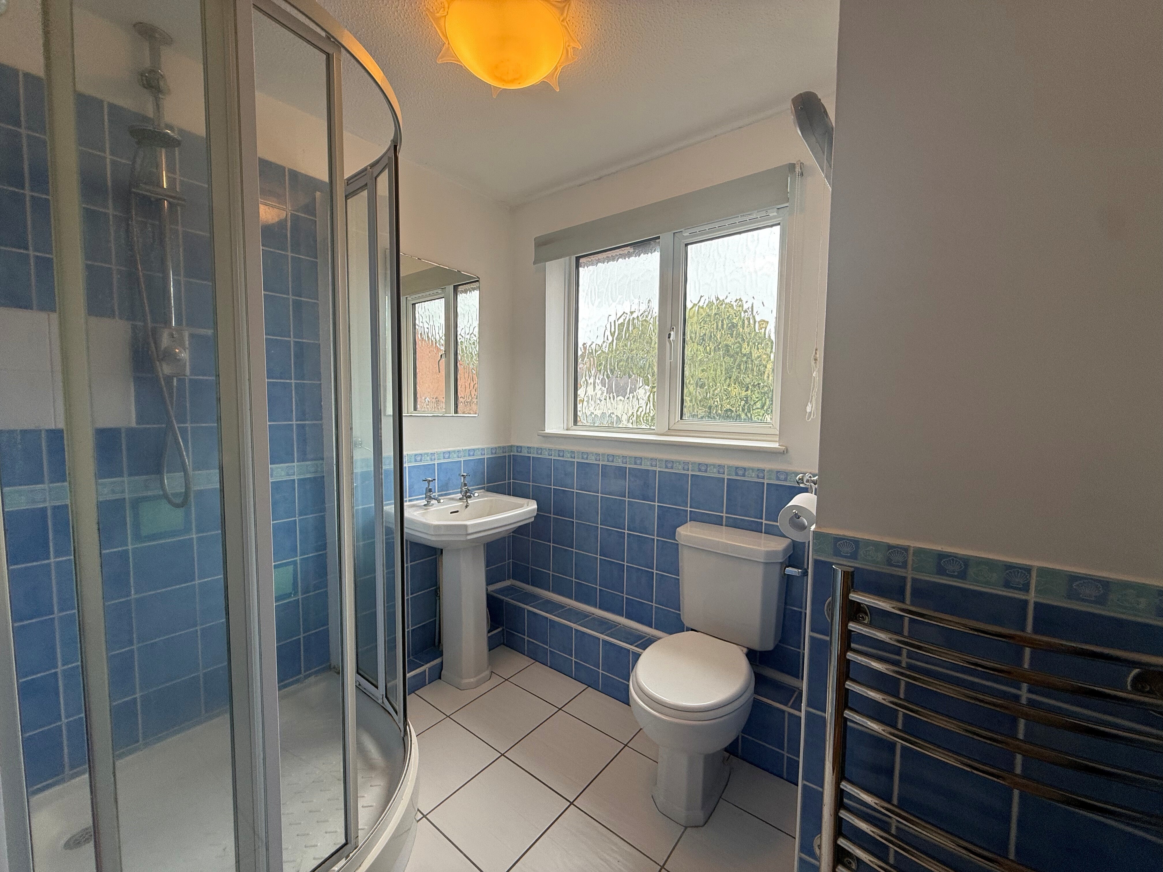 House Knatchbull Close in Test Valley