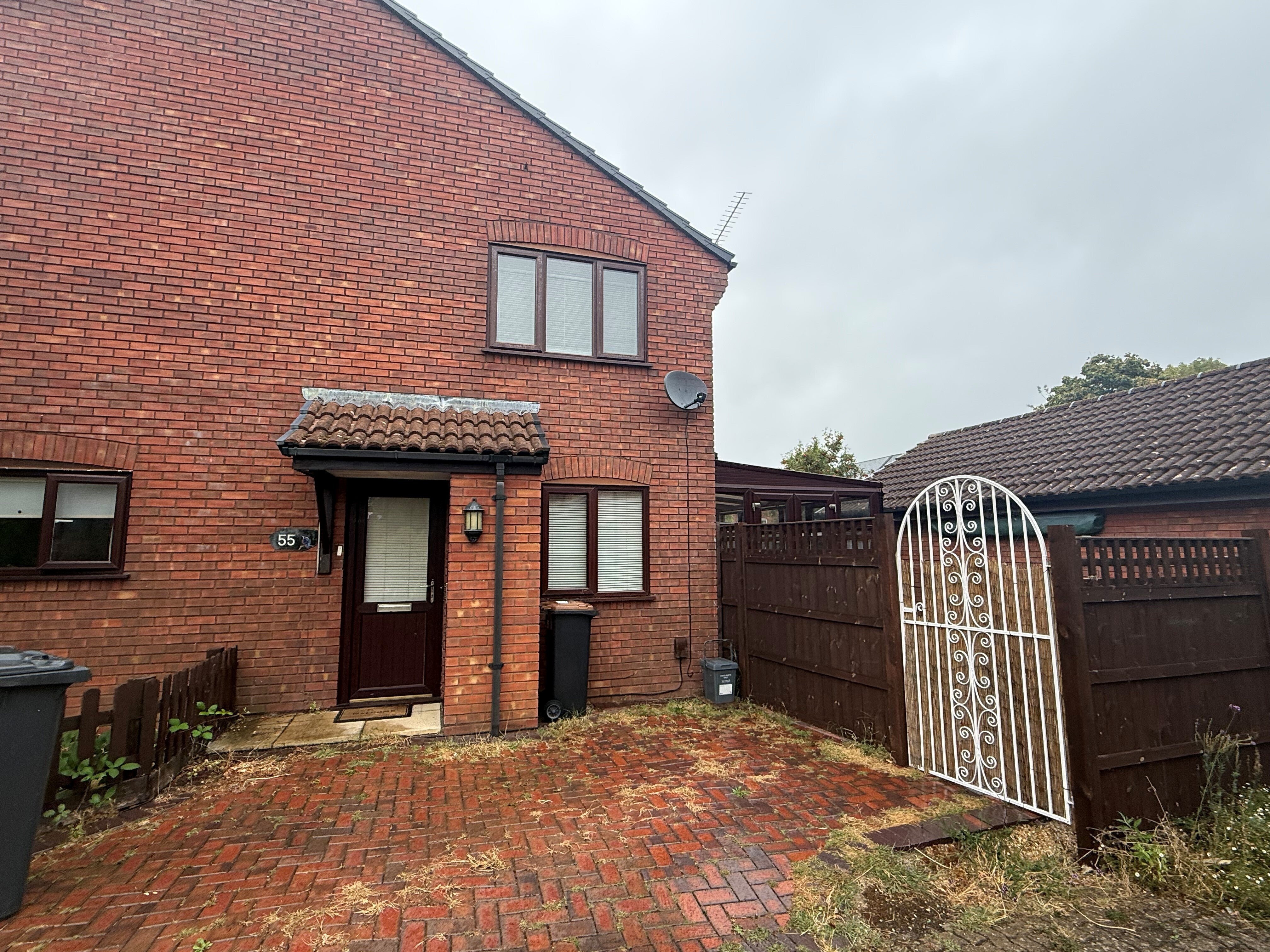 House Knatchbull Close in Test Valley