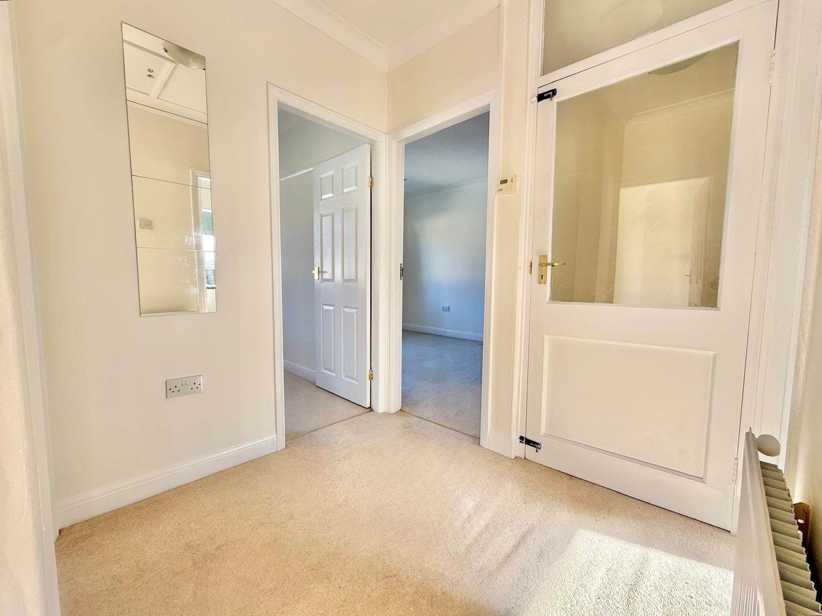 Flat Redesdale Gardens in Leeds