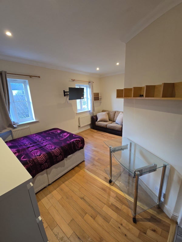 Room Brockwell Park Row in Greater London