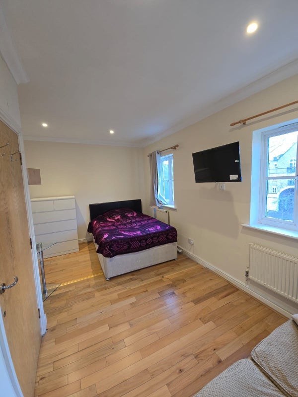Room Brockwell Park Row in Greater London