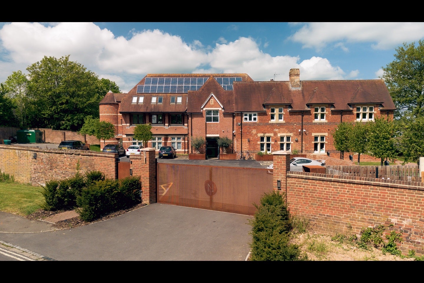 Flat Osney Mead in Oxford