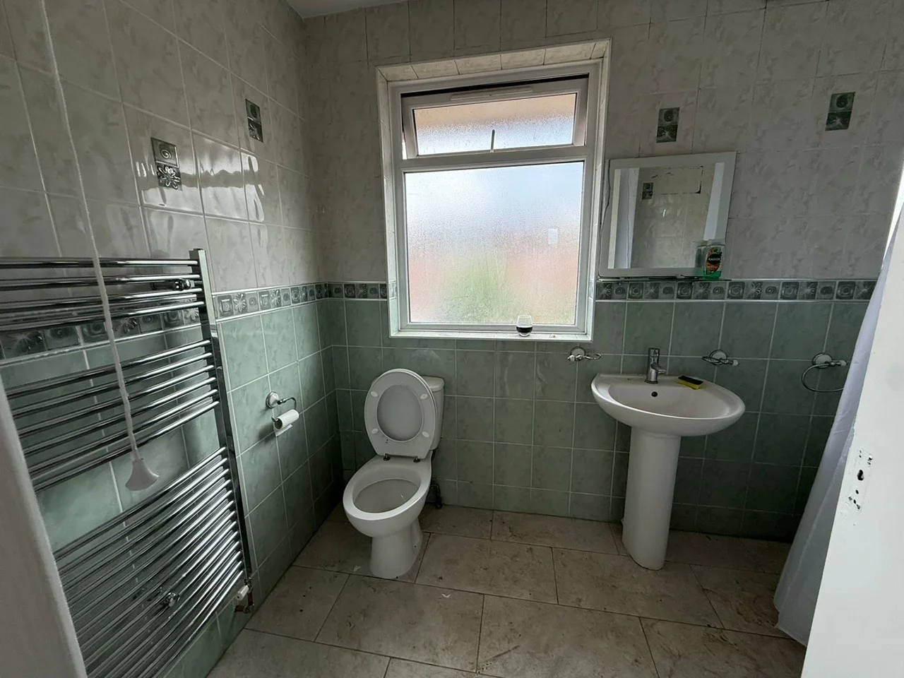Flat Jonson Close in Greater London