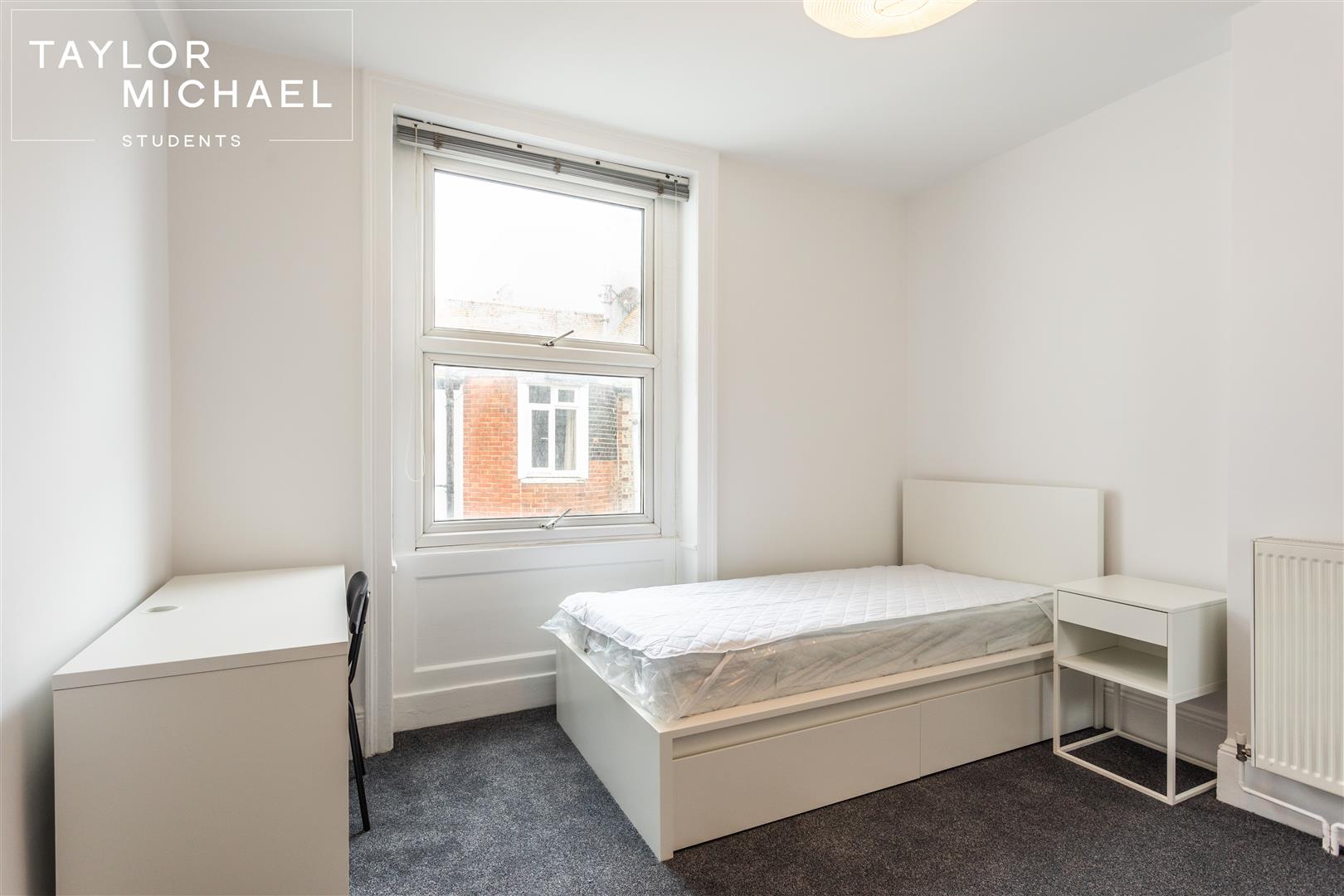 Room Broad Street in Brighton