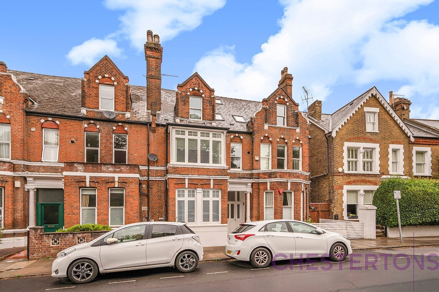 Flat Humber Road in Greater London