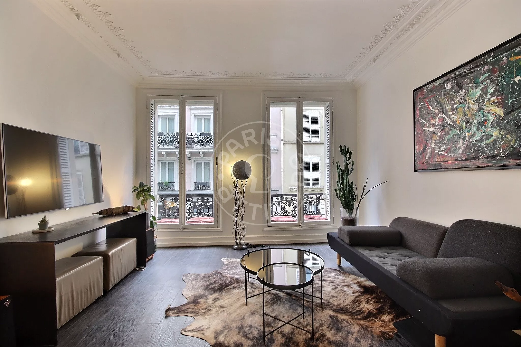 Flat Rue de Parme in Paris