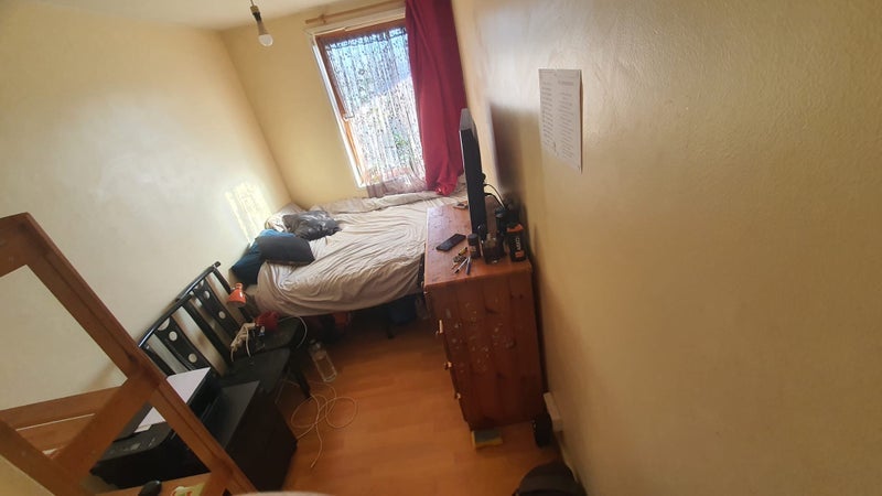 Room Lower Clapton Road in Greater London