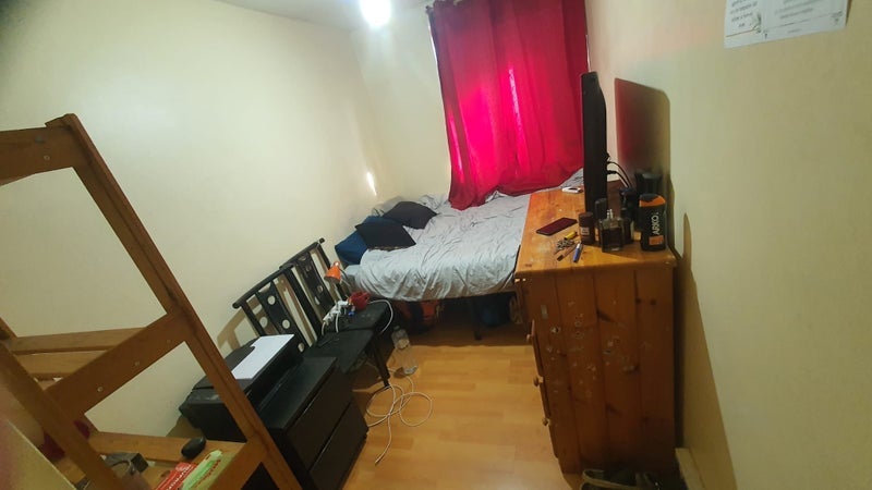 Room Lower Clapton Road in Greater London