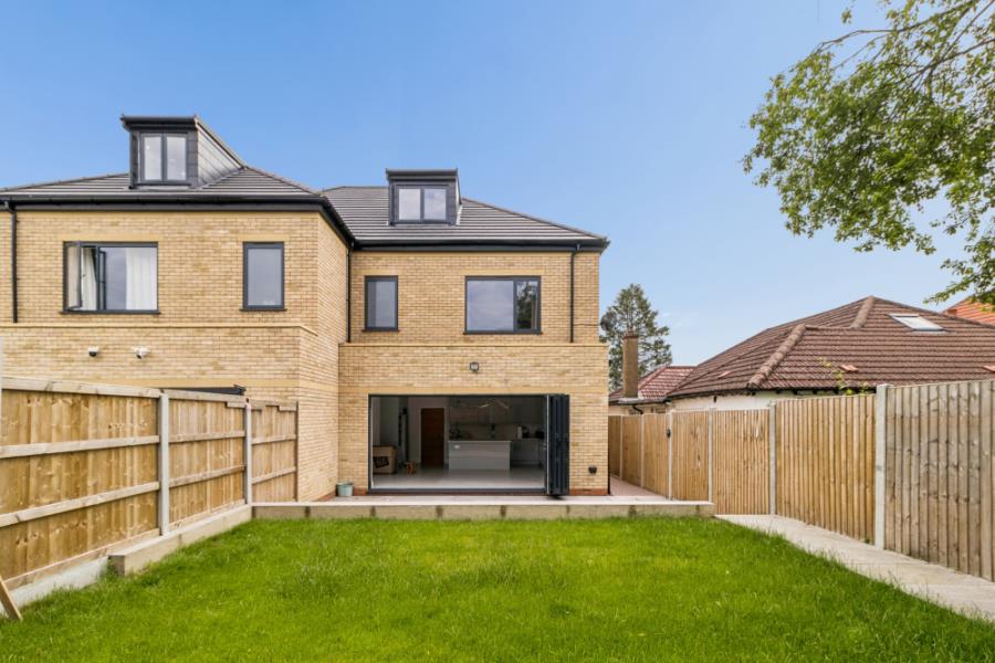 House Pinner Hill Road in Greater London