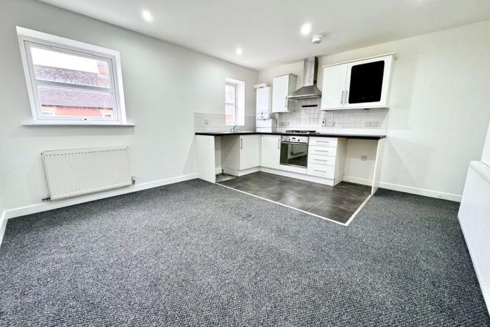 Flat Shrewsbury Road in Market Drayton