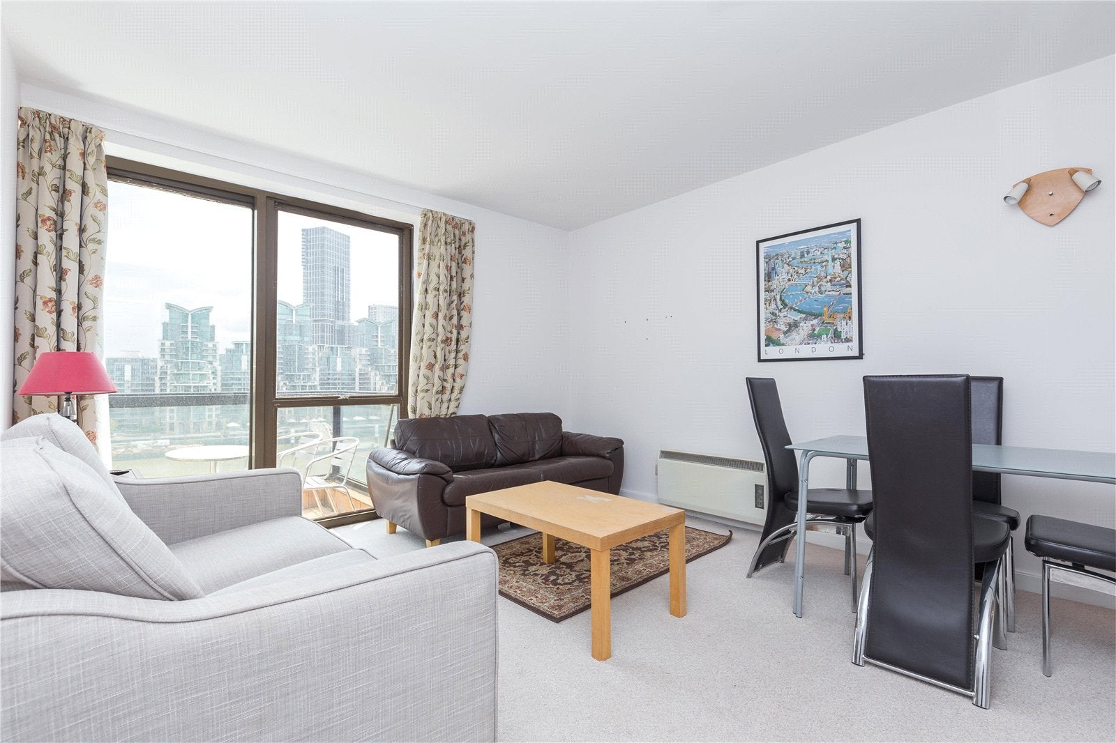 Flat Grosvenor Road in City of Westminster