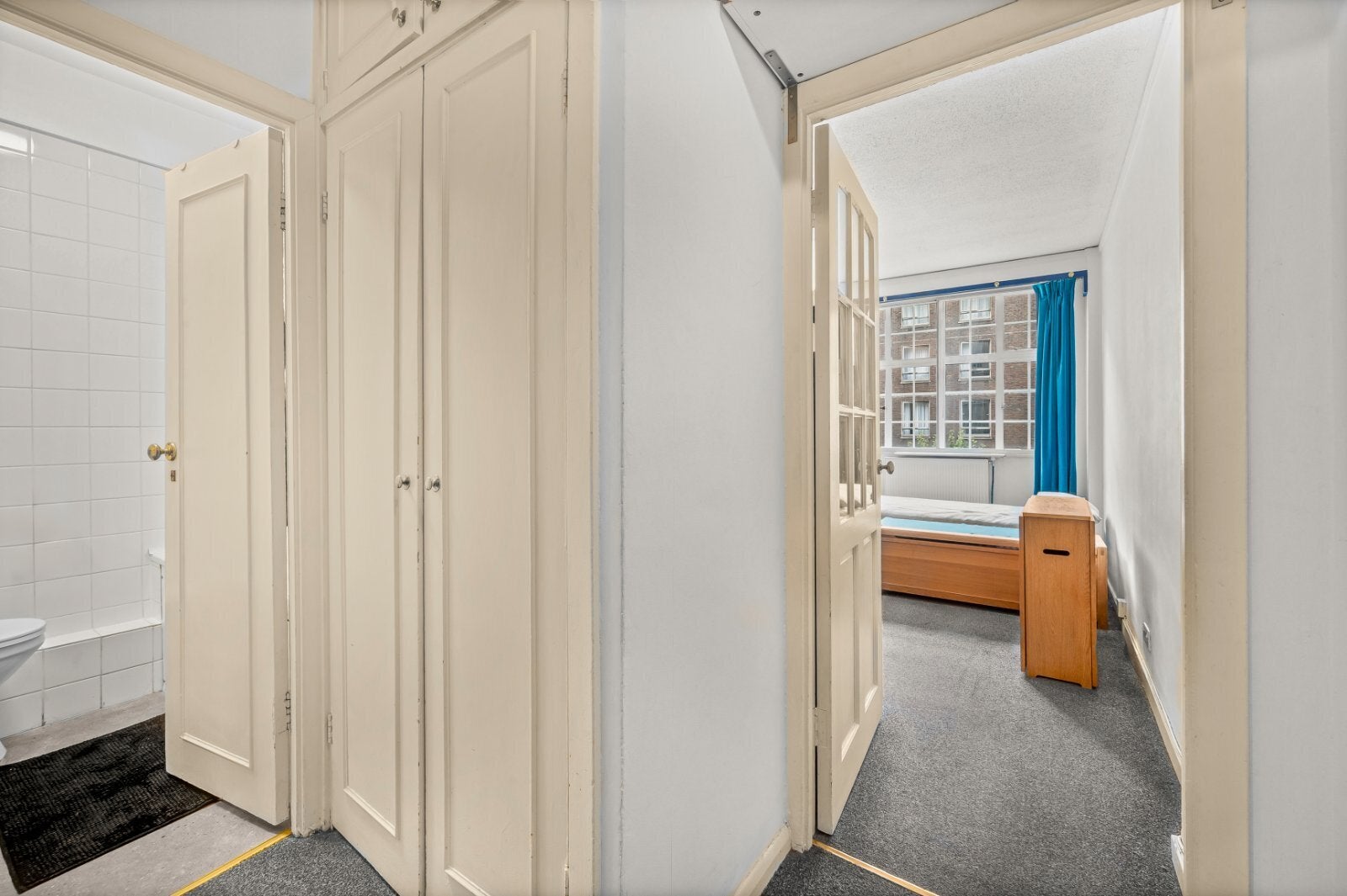 Flat Woburn Place in Greater London