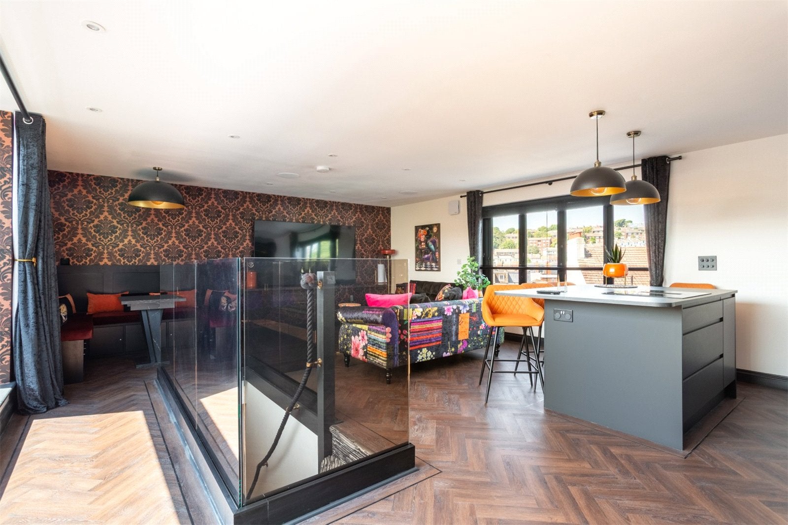 Flat Gladstone Terrace in Brighton