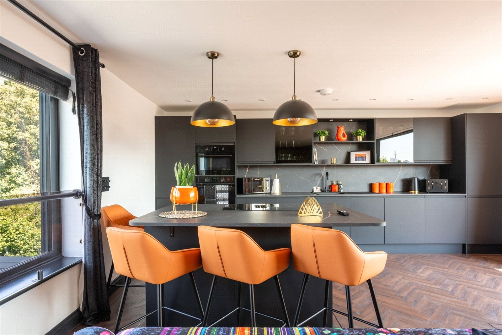 Flat Gladstone Terrace in Brighton