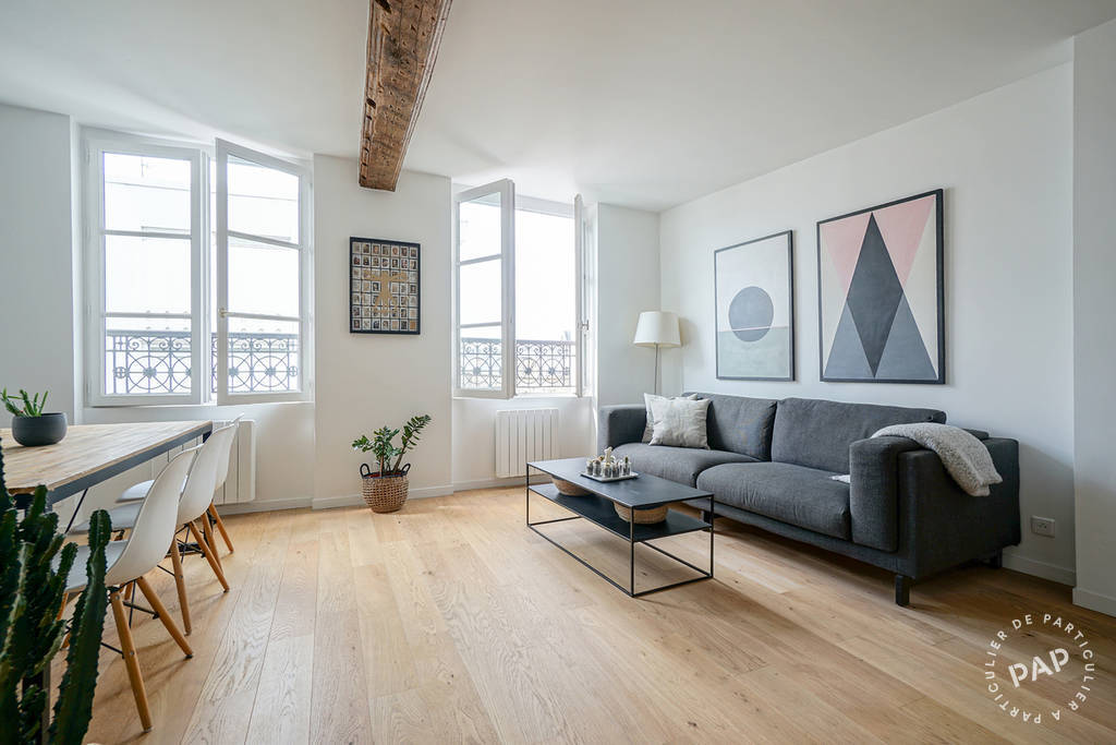 Flat Parvis Notre-Dame - Place Jean-Paul II in Paris