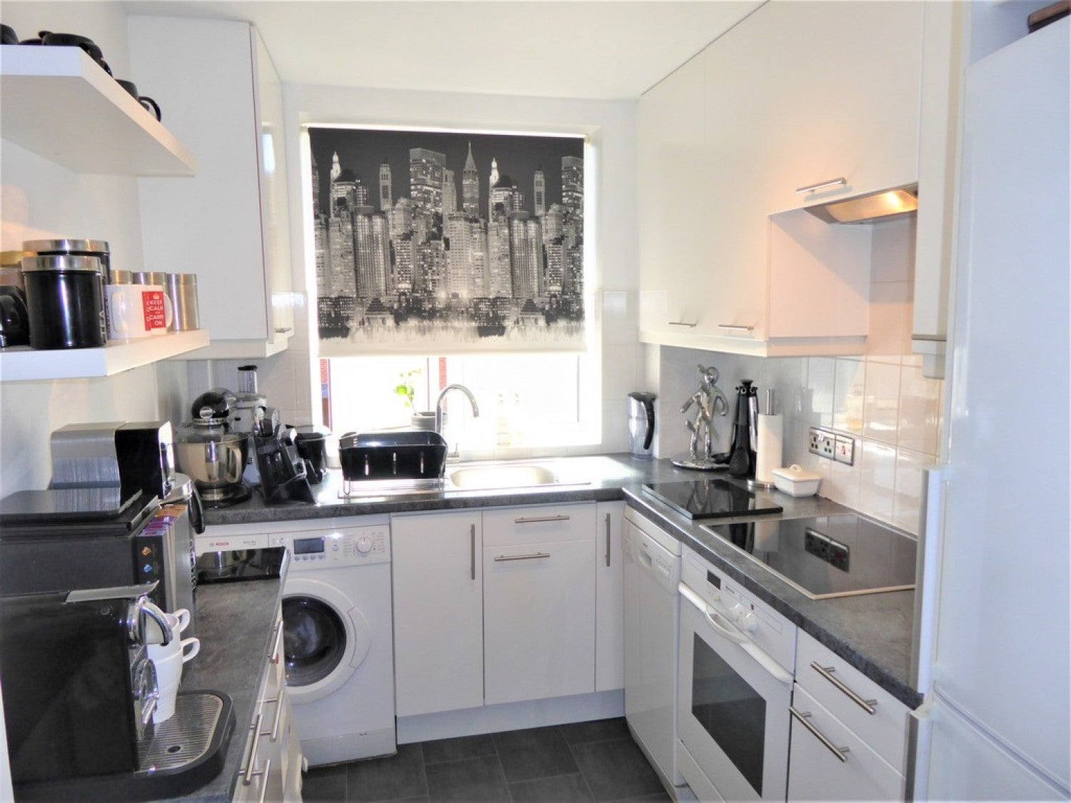 Flat Dexter Close in St Albans