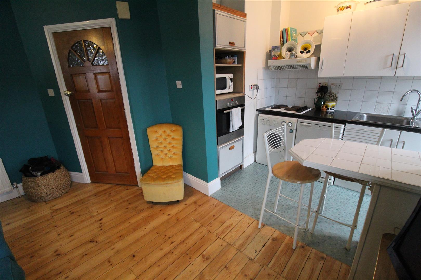 Flat Holbrook Road in Leicester