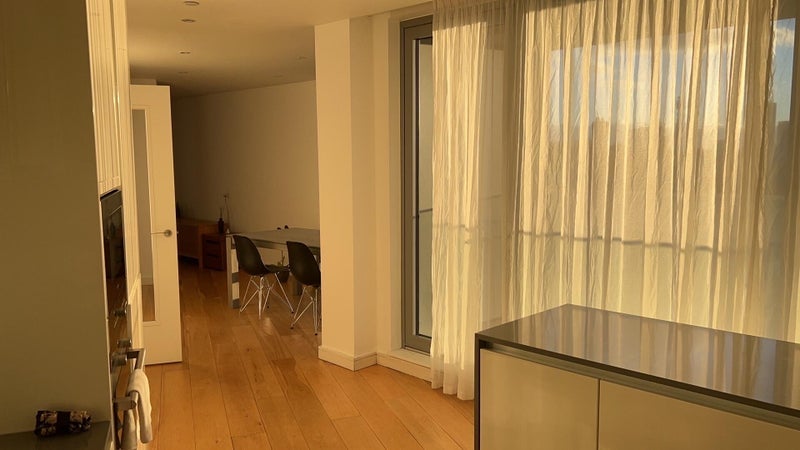 Room Camley Street in Greater London