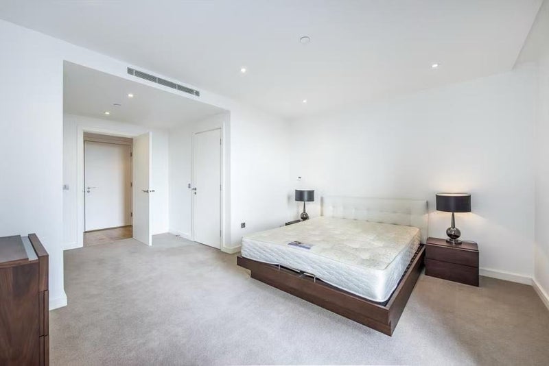 Room Camley Street in Greater London