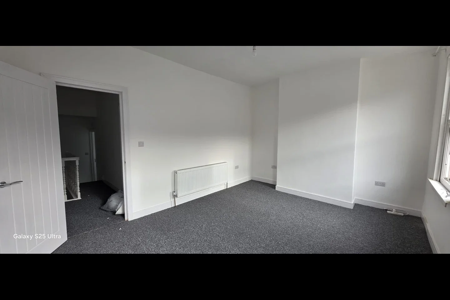 Flat Gloucester Road in Greater London