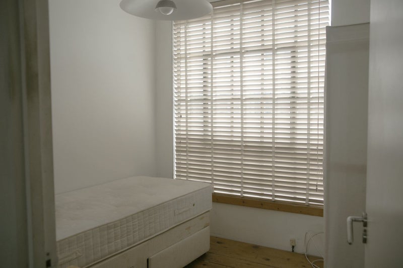 Room Woodland Grove in Greater London