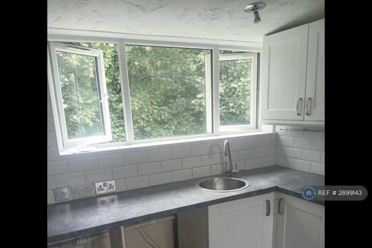 House Pine Place in Cumbernauld
