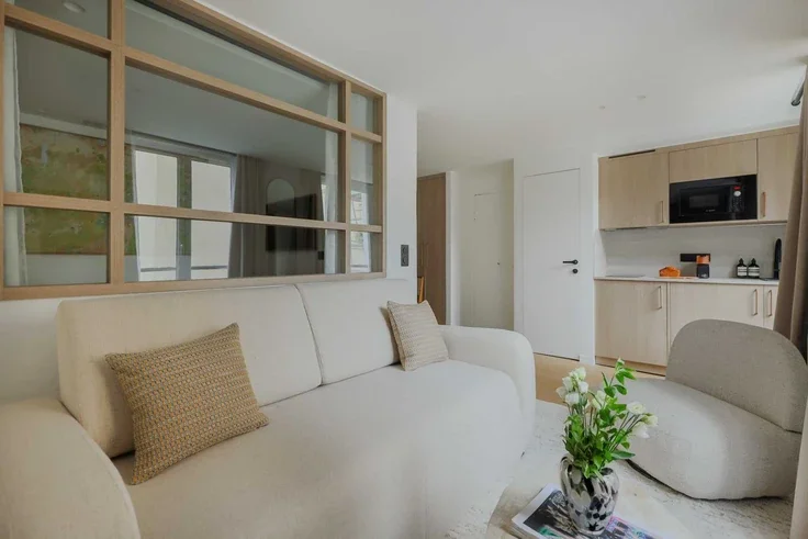 Flat Rue de Nancy in Paris